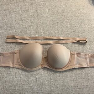 Wacoal Beige Convertible Strapless Bra with Removable Straps